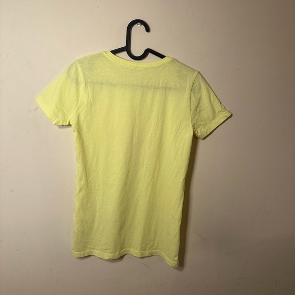 J Crew women’s graphic shirt - Picture 2 of 2
